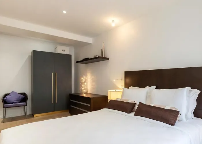 Stunning 2 Bedroom Parijs